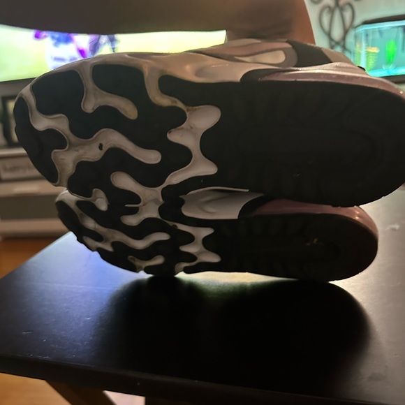 Nike Air Max 270 Rt - Picture 4 of 6